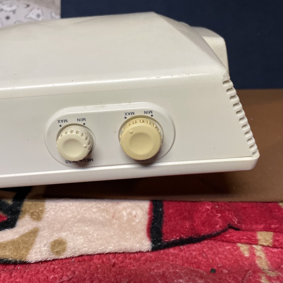 Sony ICFCD553RM Under Counter CD Player Radio AM/FM Kitchen