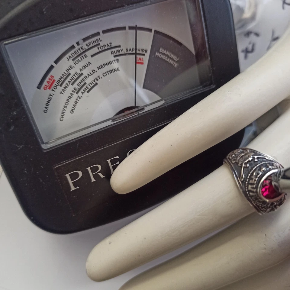 Мужское винтажное кавалерийское кольцо из чистого серебра с натуральным рубином рыцарь на лошади 7,25 925 - Изображение 2 из 4