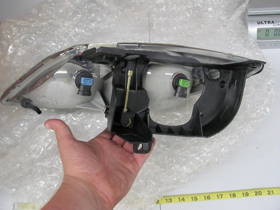 NOS GM 22708375 Headlight Headlamp RH RF 2003 2004 2005 Pontiac Sunfire - Image 4 of 4