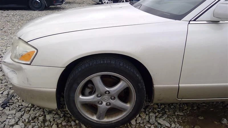 Used Radiator fits: 2001 Mazda MILLENIA 2300 Grade A - Image 4 of 4