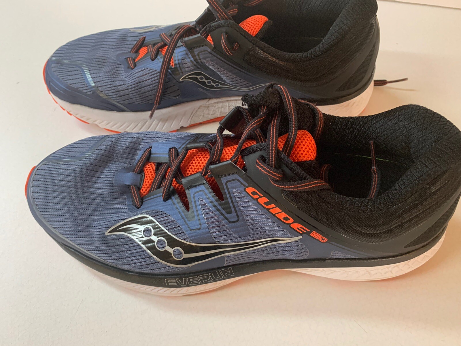 saucony top running shoes