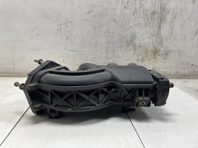 2003 LEXUS ES300 UPPER INTAKE MANIFOLD OEM+ - Image 4 of 4