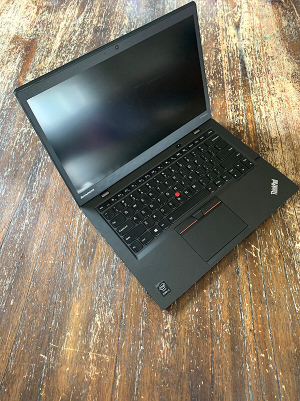 Lenovo ThinkPad X1 Carbon 3rd Gen | i5-5200U 2.20GHz | 4GB Lenovo ThinkPad X1 Carbon 3rd Gen | i5-5200U 2.20GHz | 4GB