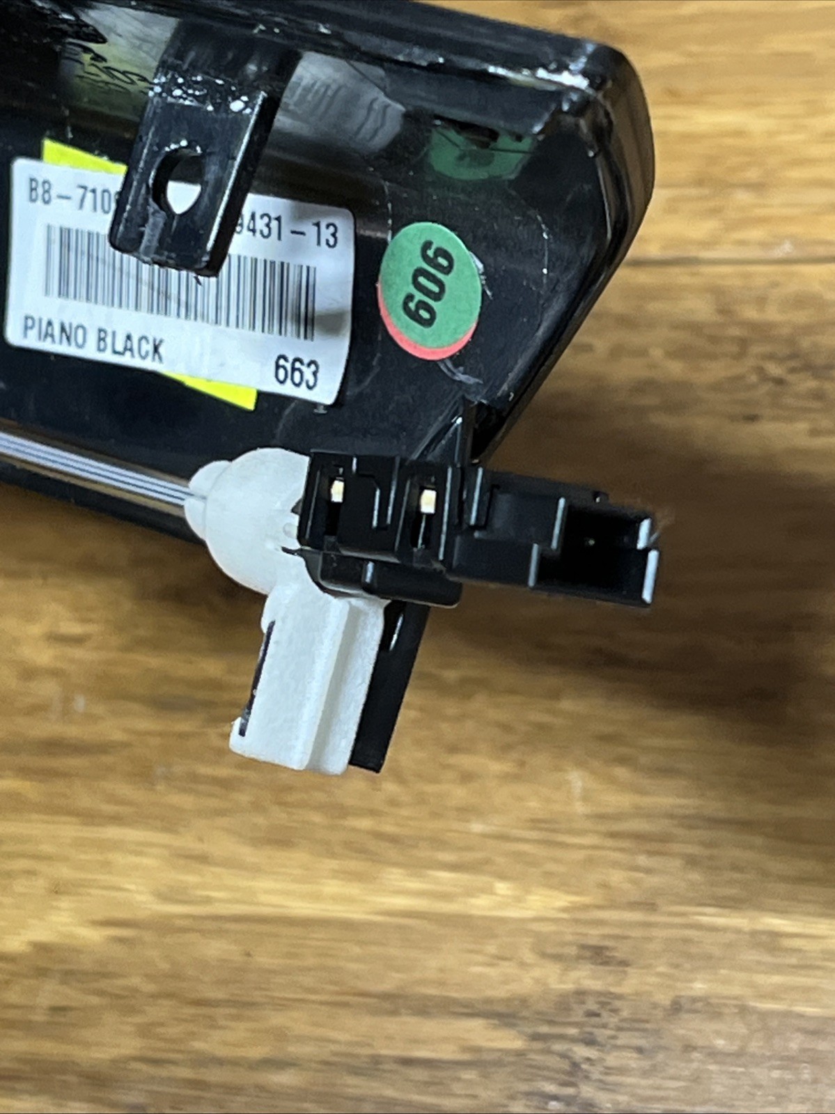 2016-2023 Rolls Royce Dawn RR6 Rear Left Seat Heating Switch With Trim OEM NOTE