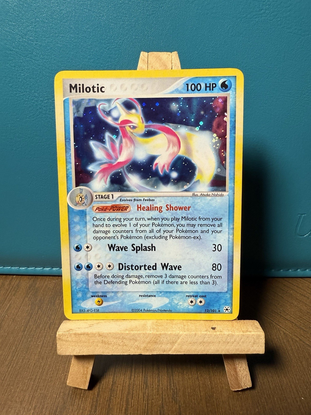 Milotic 12/101 Hidden Legends Holo NM Condition