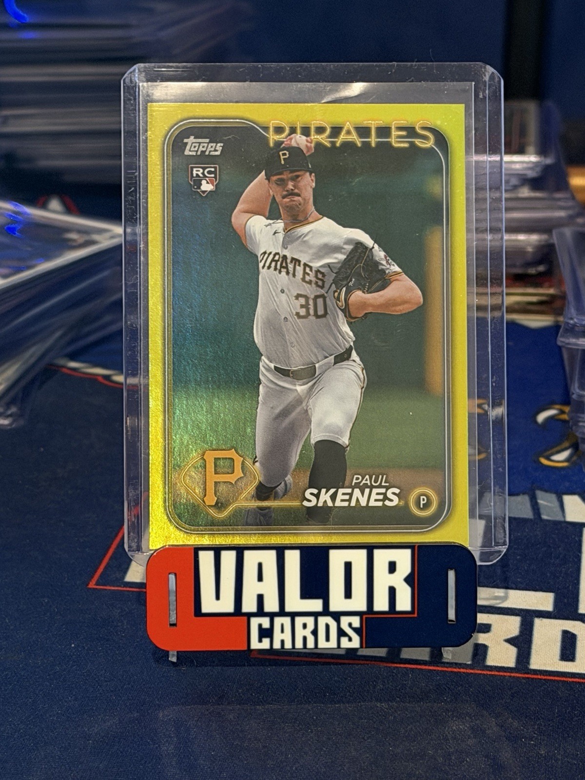 2024 Topps Update Series-Paul Skenes #US100 Gold Rainbow Foil White Uniform (RC)