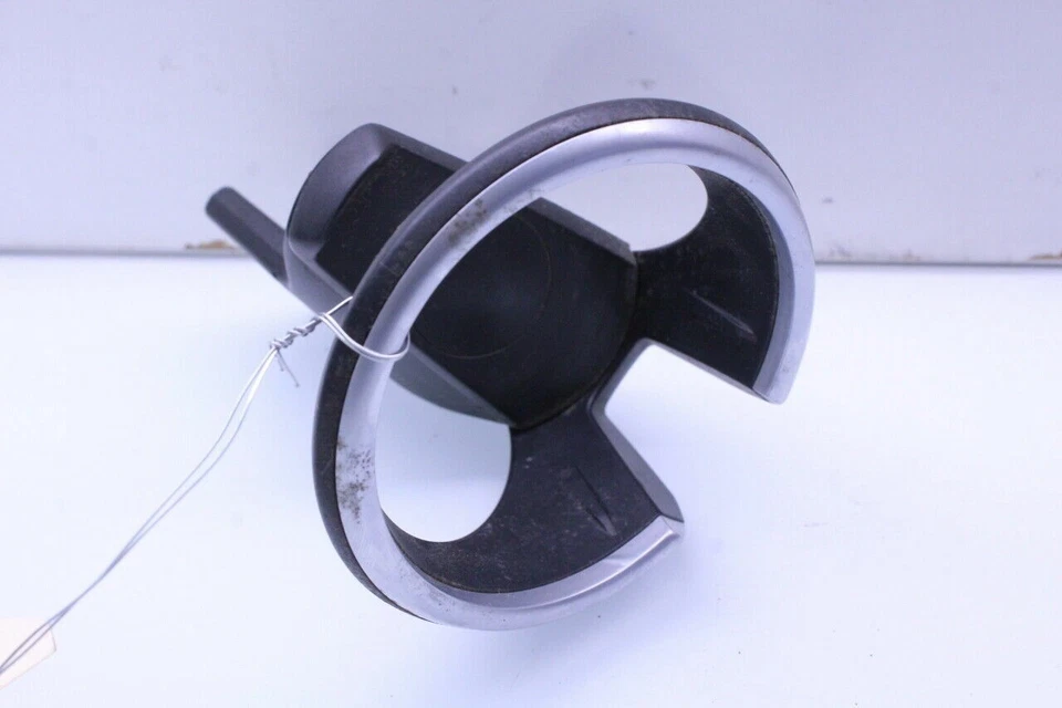 BMW 128i 135i E82 E88 2008-2013 portavasos OEM usado Foto 3 de 4