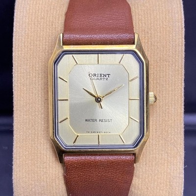 RARE Orient Quartz K17902-20CA Gold Dial Baton Square Dress Watch Classic Men