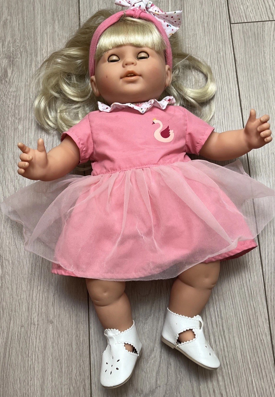 Corolle Mon Grand Poupon Adele Baby Doll 14&rdquo;+brush +tea Set In Suitcase Mint C