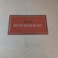 Vintage 1973 Avon Betsy Ross Plate Wedgwood England Patriot Flagmaker Boxed