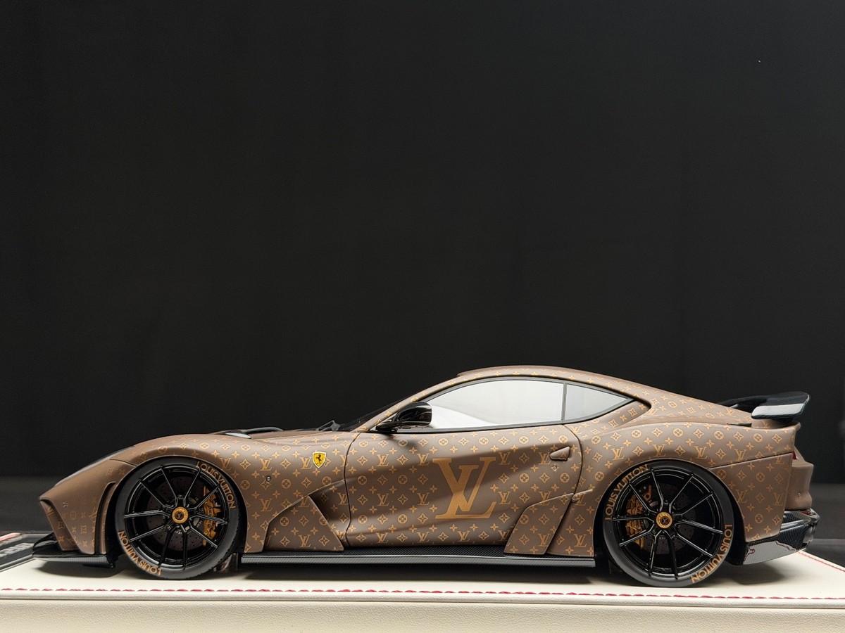 Ferrari 812 N-LARGO NOVITEC (LV Monogram) [Davis & Giovanni] 1:18