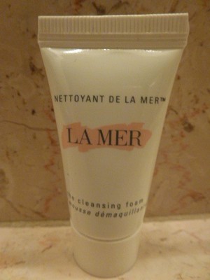  LA MER THE CLEANSING FOAM   - .17 FL OZ  5 ML  SAMPLE TUBE 