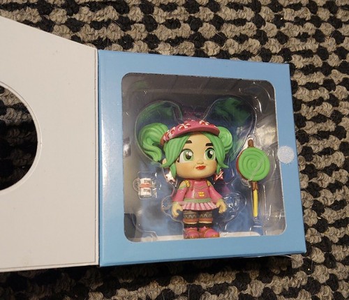 Funko Pop 5 Star: Fortnite - Zoey Vinyl Figure New in Box - Picture 4 of 6