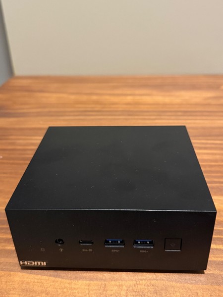 ASUS PN53 Mini PC AMD Ryzen 7 7735HS. 32GB RAM, 1 TB NVMe