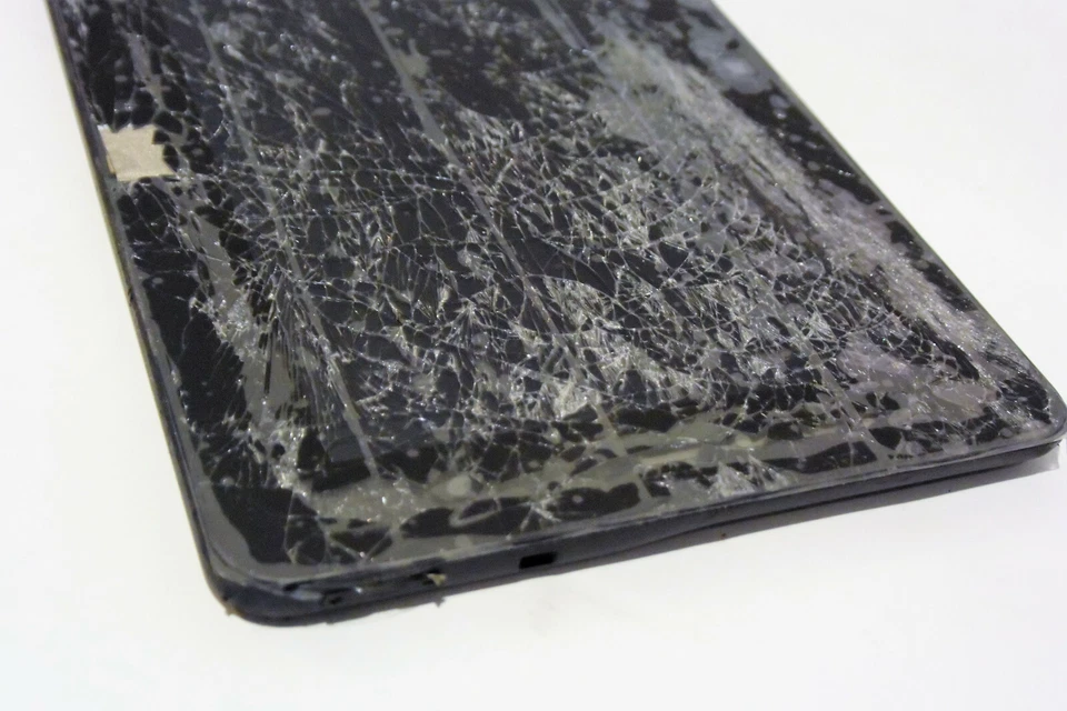 Dell Latitude 10 64 GB, Wi-Fi, 10,1 pulgadas - negro - agrietado como está Foto 4 de 4