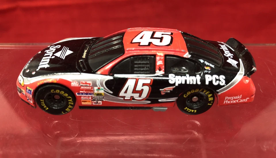 Kyle Petty NASCAR 2001 #45 Sprint piezas 1/64 diecast suelto Foto 3 de 4