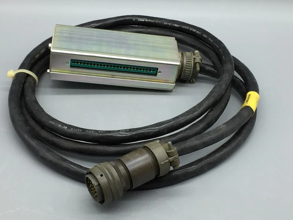 NEW GOULD MODICON W600-009 CABLE ASSEMBLY 9FT CPU - Image 2 of 4