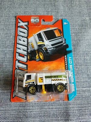 2013 Matchbox STREET CLEANER White 5/120 BENT CARD Adventure City 