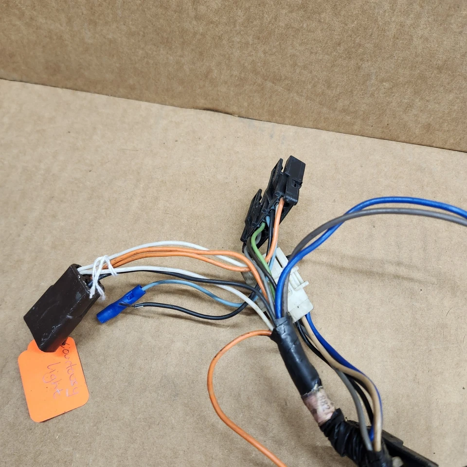 Arnés de cableado actuador cerradura puerta Corvette 84-89 C4 puerta izquierda 85' Foto 4 de 4