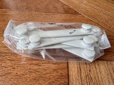 7x Wand-Halterung.