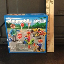 NIB Playmobil 5571 City Life Crossing Guard & Kids On Bikes Set