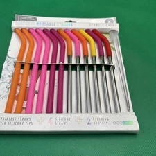 #N68- SET OF 12 (6) Stainless Straws w/ Silicone Tips (6) Silicone Straws