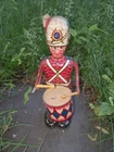 1930's-40's MARX GEORGE THE DRUMMER BOY TIN TOY WINDUP FEATHER IN HAT/EYES MOVE