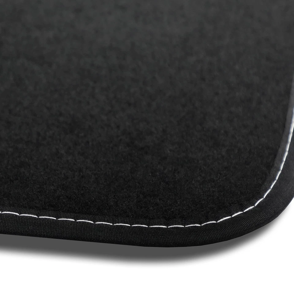 Floor Mats Compatible with Porsche Carrera GT 2004-2006 - Image 3 of 4