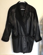 Pelle Women’s Genuine Leather Coat. Size L