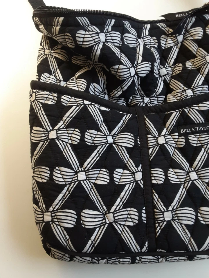Bolsa acolchoada Bella Taylor, bolsa de ombro, concha preta e branca 100% algodão usada - Imagem 2 de 4