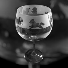 SHIH TZU Dog Frieze - Boxed 70cl Glass Gin Balloon