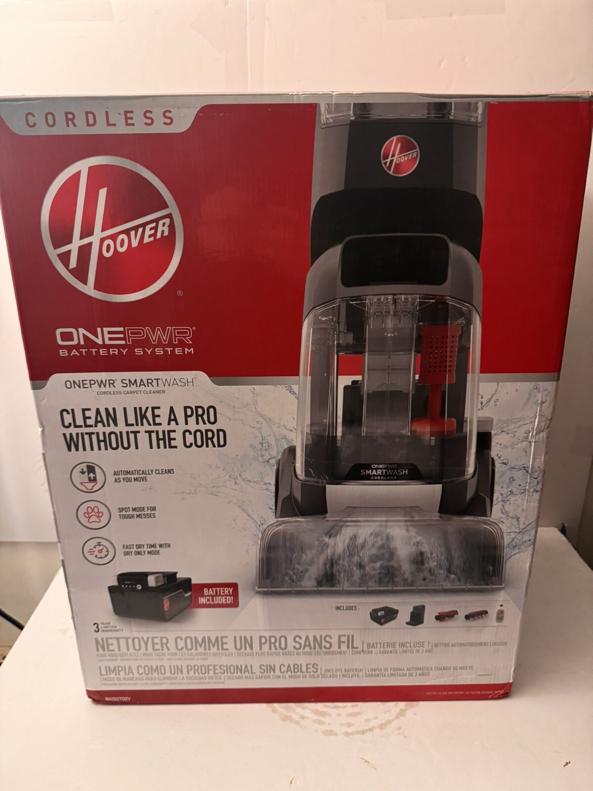 Hoover Smart Wash Deep Clean Carpet Shampooer with Battery and Charger-image