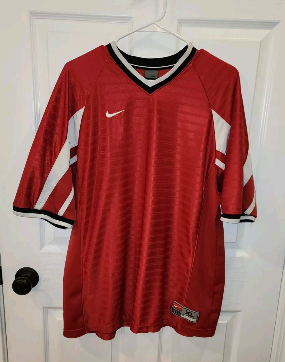 Nike ポルトガル代表 Vネックシャツ NIKE（ナイキ） NIKE/18/19ポルトガル代表/ホーム/半袖/ロナウド