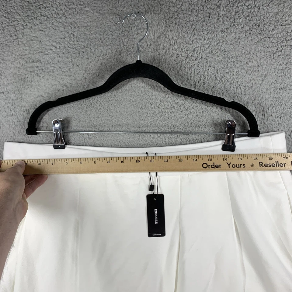 Express Skort Plisado XL Blanco Vellón Cómodo Suave Nuevo con Etiquetas Informal Mini Bolsillos Escolares Foto 4 de 4