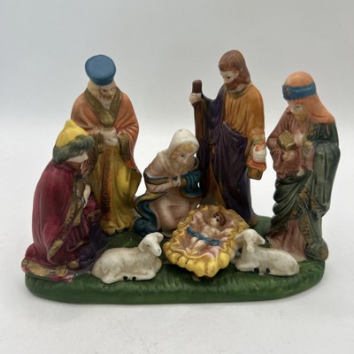 Holiday Porcelain Nativity Scene One Piece Table Top Christmas Decoration