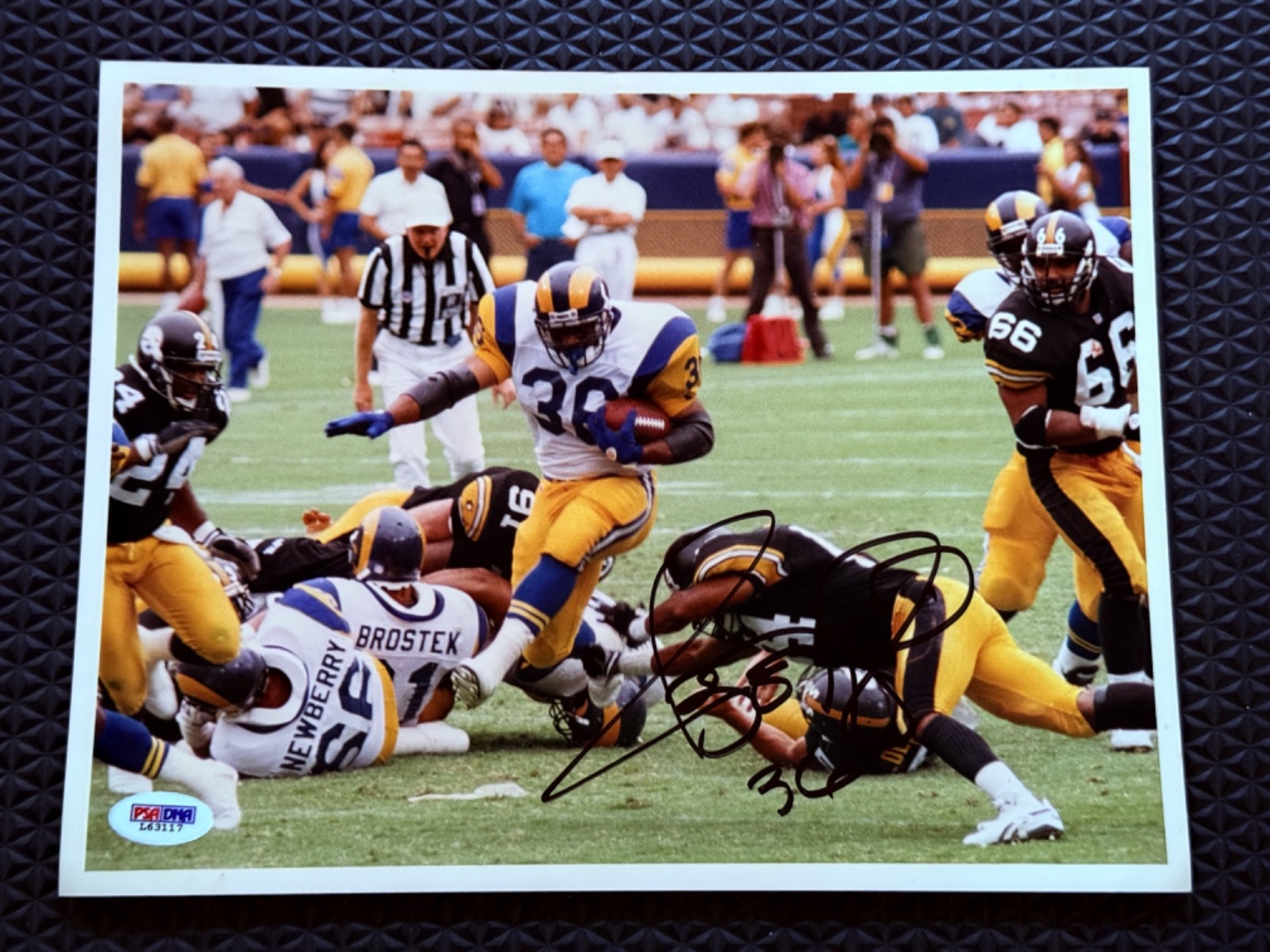 Jerome Bettis Autographed Signed Los Angeles Rams 8x10 Photo Rams PSA DNA 