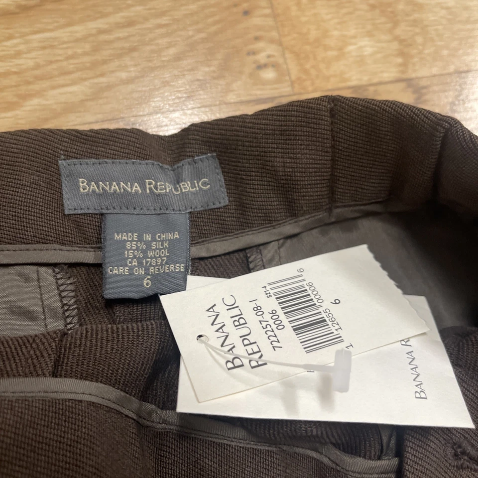 Shorts chino Banana Republic marrom lã de seda tamanho 6 - Imagem 2 de 4