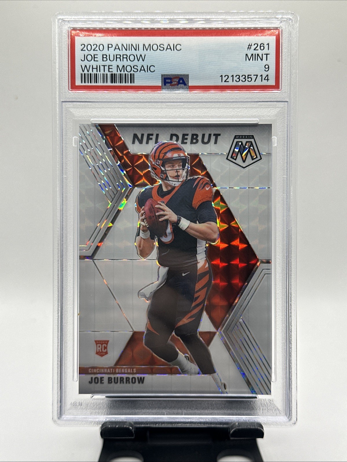 Joe Burrow 2020 Mosaic White Mosaic /25 #261 PSA 9 Rookie Card
