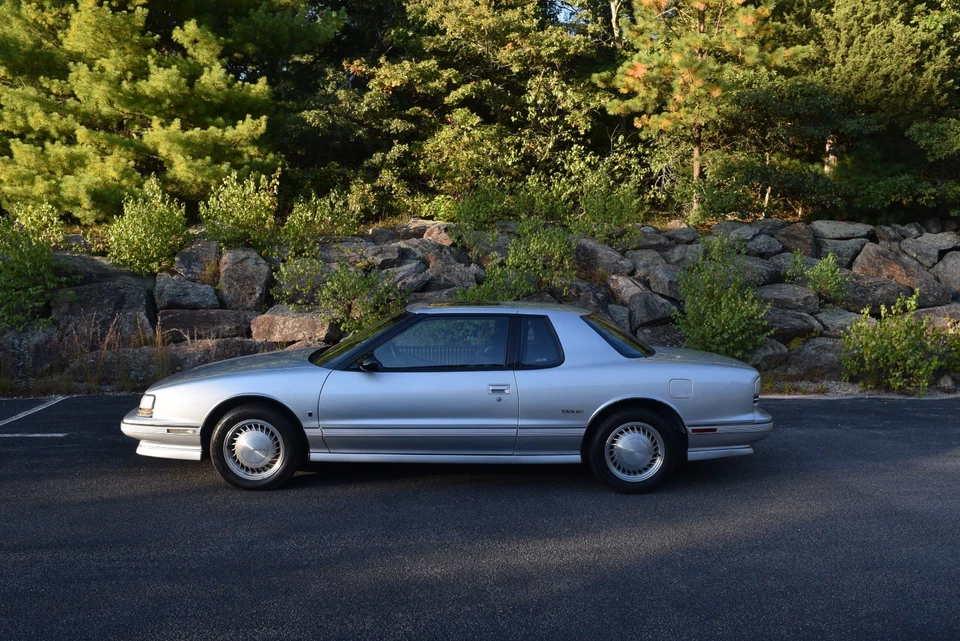 1991 Oldsmobile Toronado Trofeo - Image 2 of 4