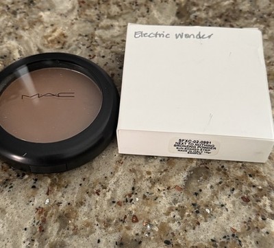 Mac Sun Soaked Strip Next To Nothing Bronzing Powder Limited Edition