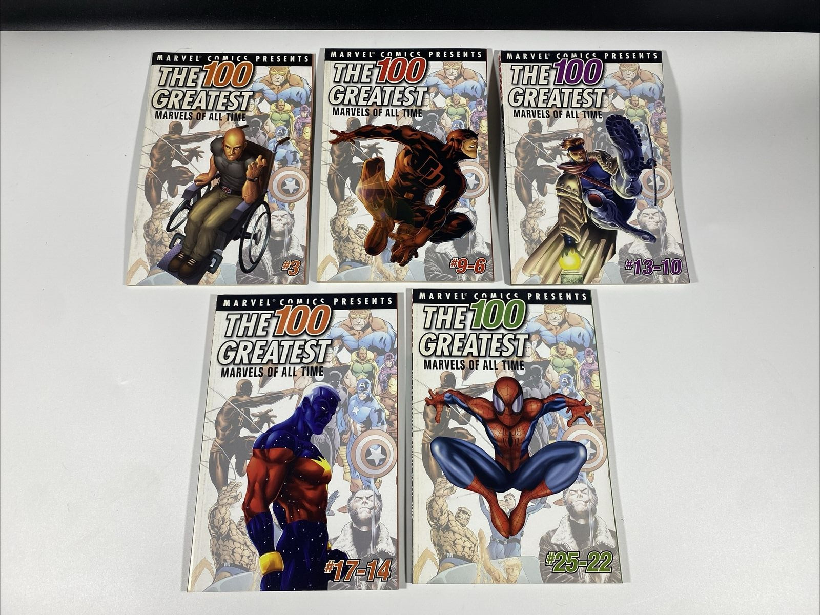Marvel Comics Presents The 100 Greatest Marvels of All Time - Lot