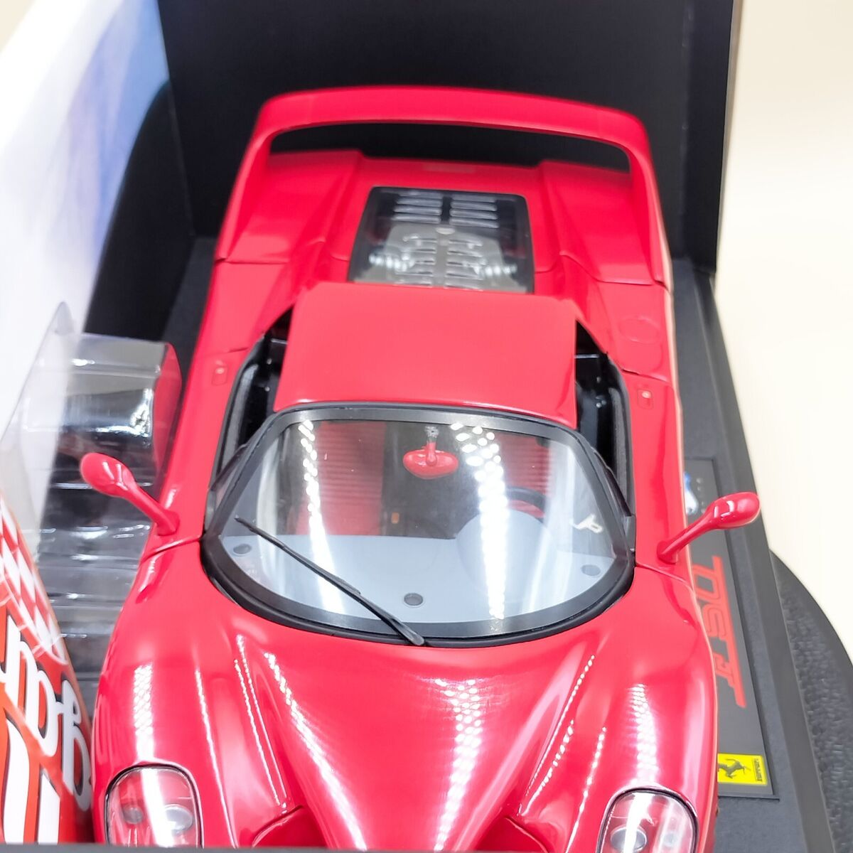 Hot Wheels Elite 1/18 Ferrari F50 Red Diecast *moldy smell Hot Wheels Elite 1/18 Ferrari F50 Red Diecast *moldy smell