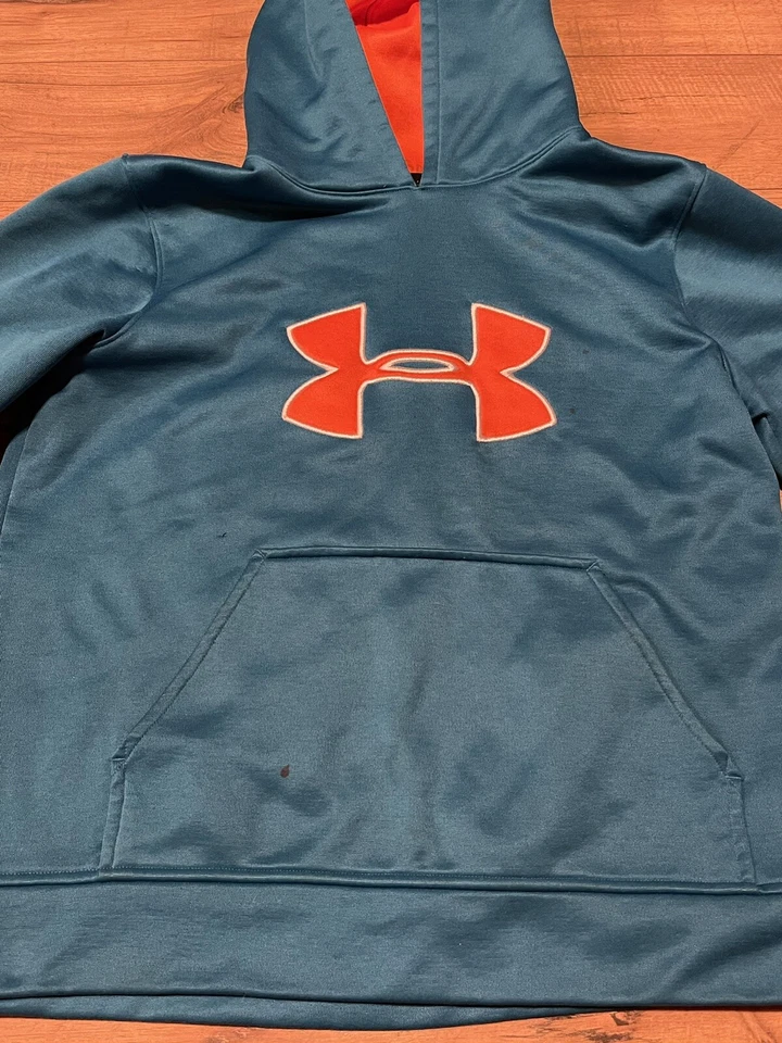 UA Under Armour 宽松男孩蓝色和橙色连帽衫套衫,尺寸 M ~ 二手状况完好 — 第 2/4 张图片