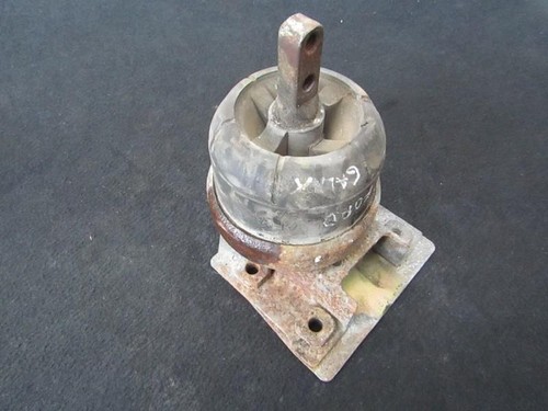 95vw6b032 Motorhalterung und Getriebe (Motorhalterung) 586141 For DE265833-63