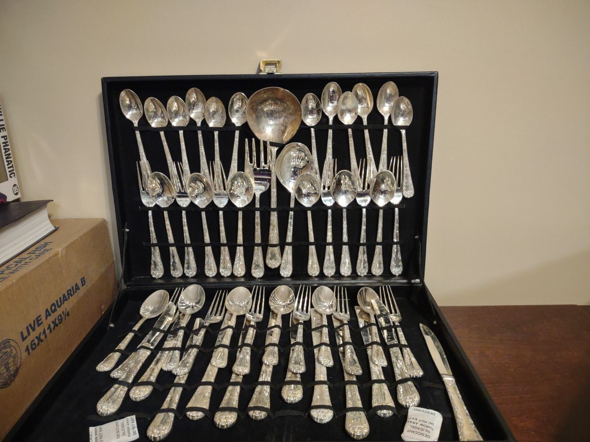 Vintage 51 Pc WM. Rogers & Son Silverplated Flatware Set No
