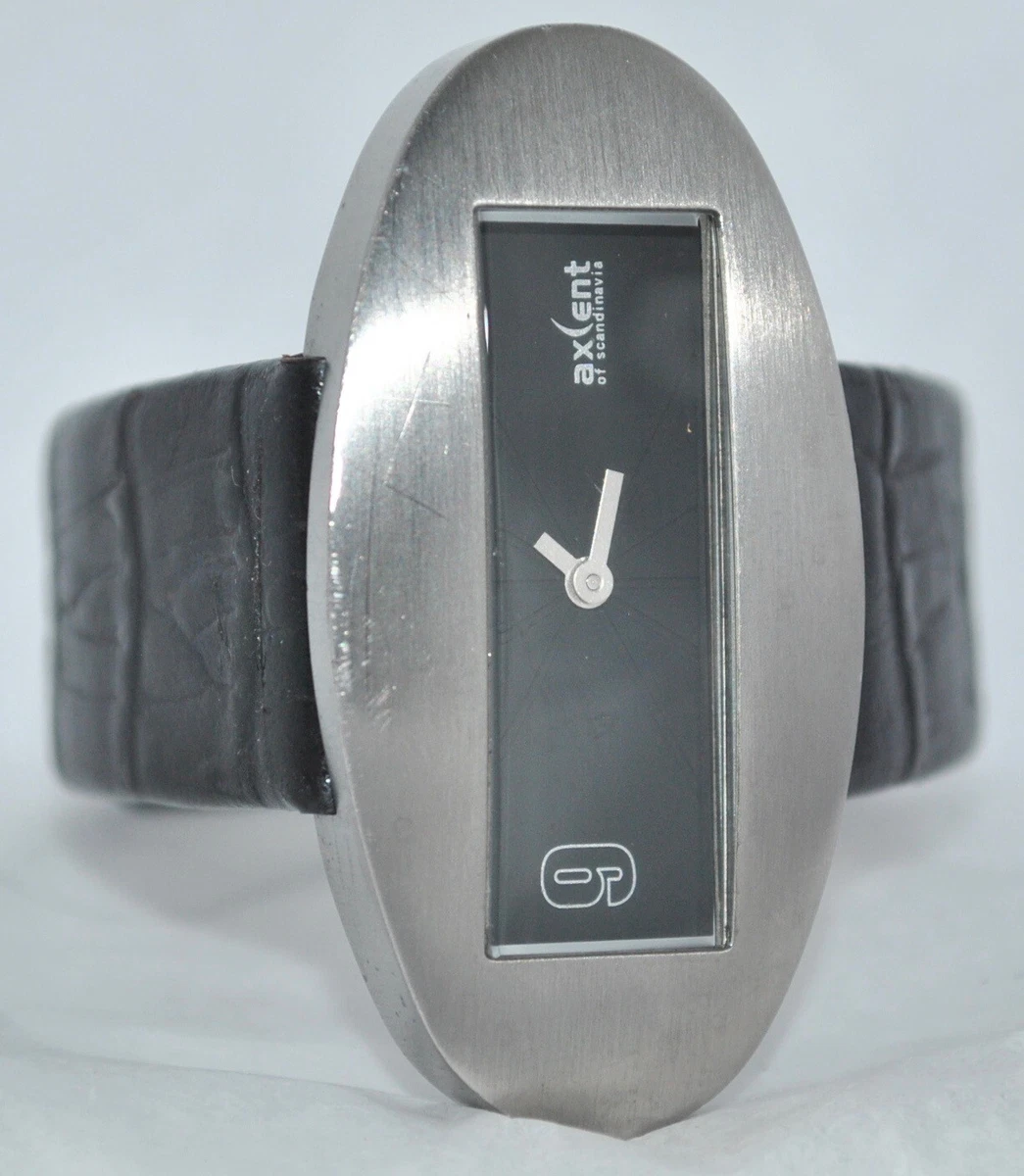 Axcent Retro Watch Designed by Petra Nygren Oblong Brushed Silver