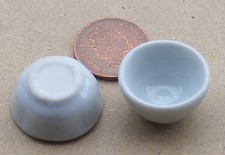 Dolls House Ceramic Bowls 2 White 2.2cm Diameter 1 :12 Scale Kitchen W1 tumdee