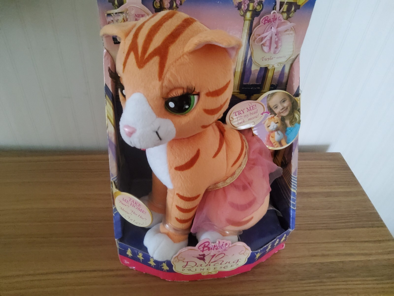 BARBIE IN THE 12 DANCING PRINCESSES INTERACTIVE  TWYLA  KITTY CAT 2006 MATTEL  R