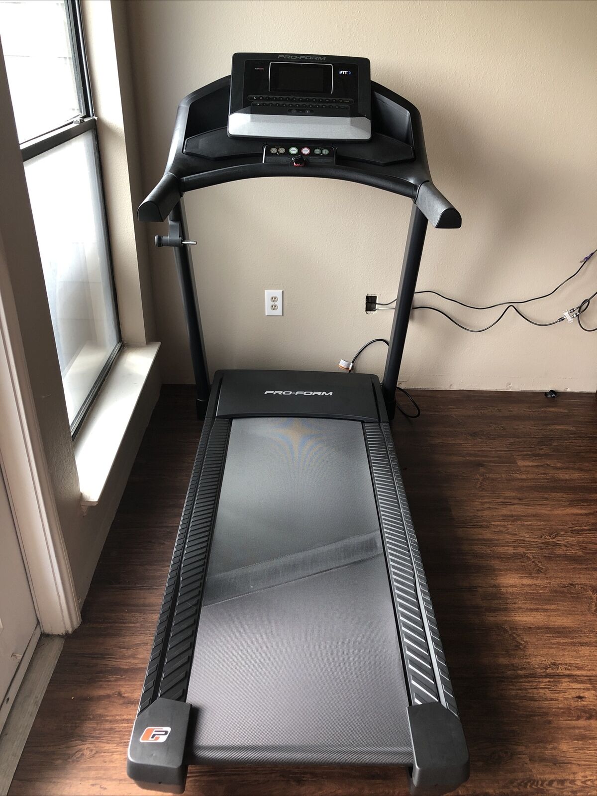 ProForm Trainer 10.0 Smart Treadmill,7” HD Touchscreen, 1-Year iFit membership