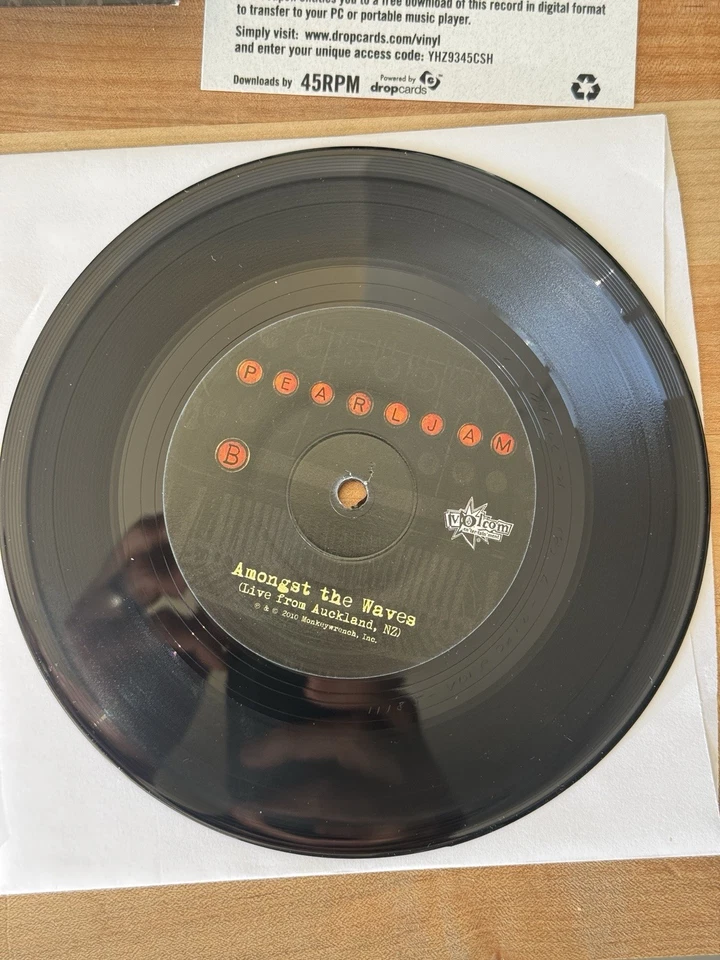 Pearl Jam 7” Vinyl Record, Live From New Zealand, Unnumbered, 2010 Volcom Ent - Image 4 of 4